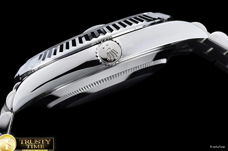 1215 Fashionable RDD0202C – DayDate 40mm 667